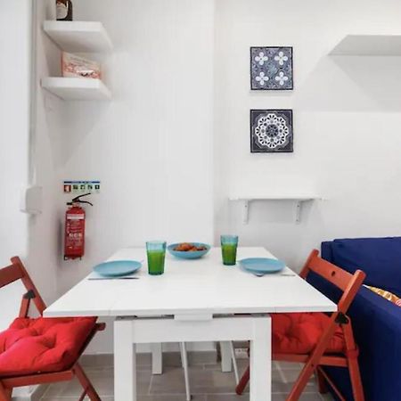 Beautiful 1 Bedroom Apartment Near Benfica Lisboa Eksteriør bilde