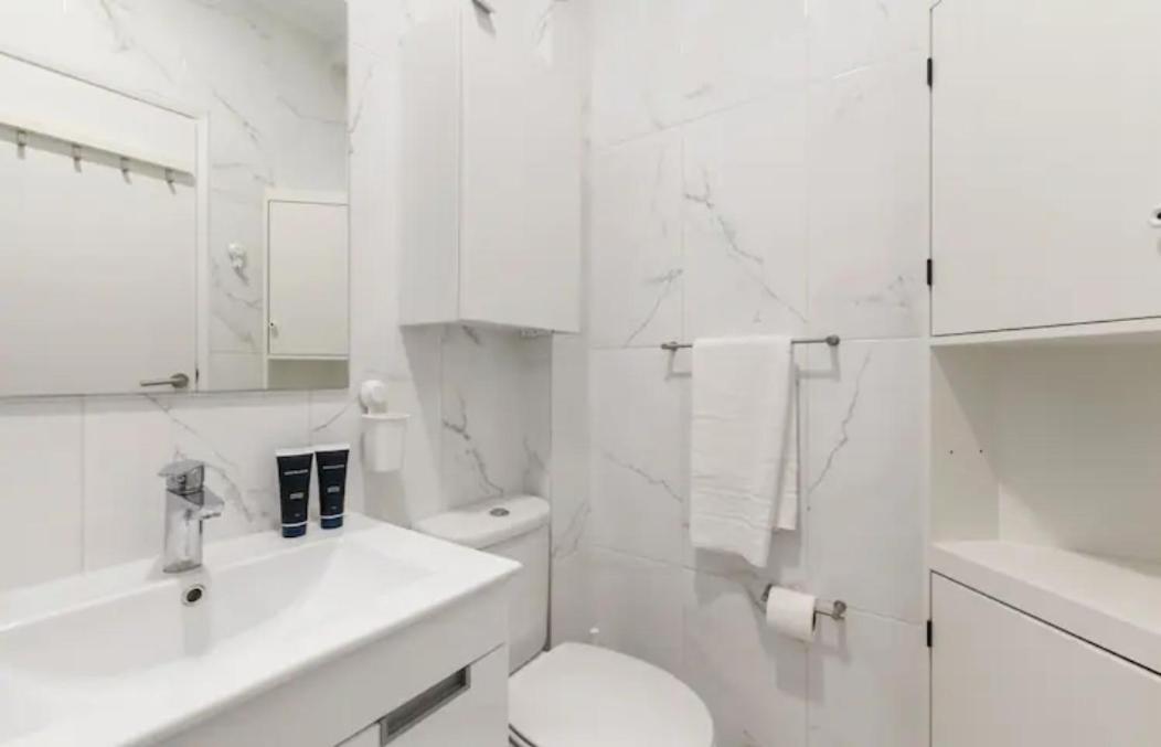 Beautiful 1 Bedroom Apartment Near Benfica Lisboa Eksteriør bilde
