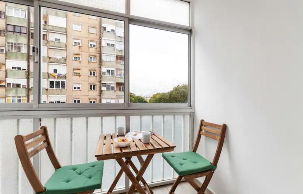 Beautiful 1 Bedroom Apartment Near Benfica Lisboa Eksteriør bilde